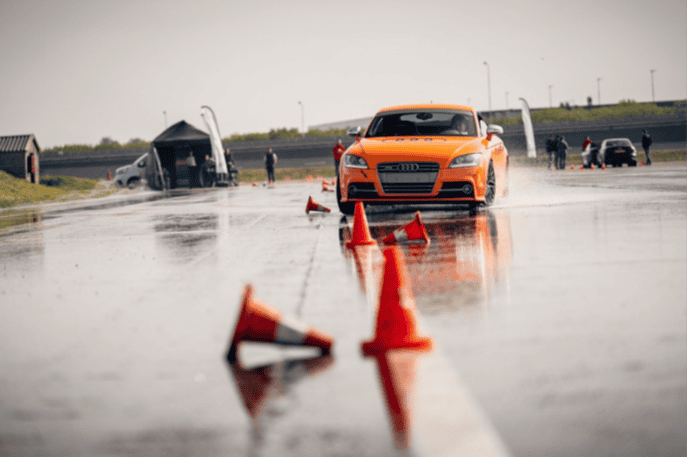 Afbeelding1 Bedrijfsuitje en incentive rijtraining